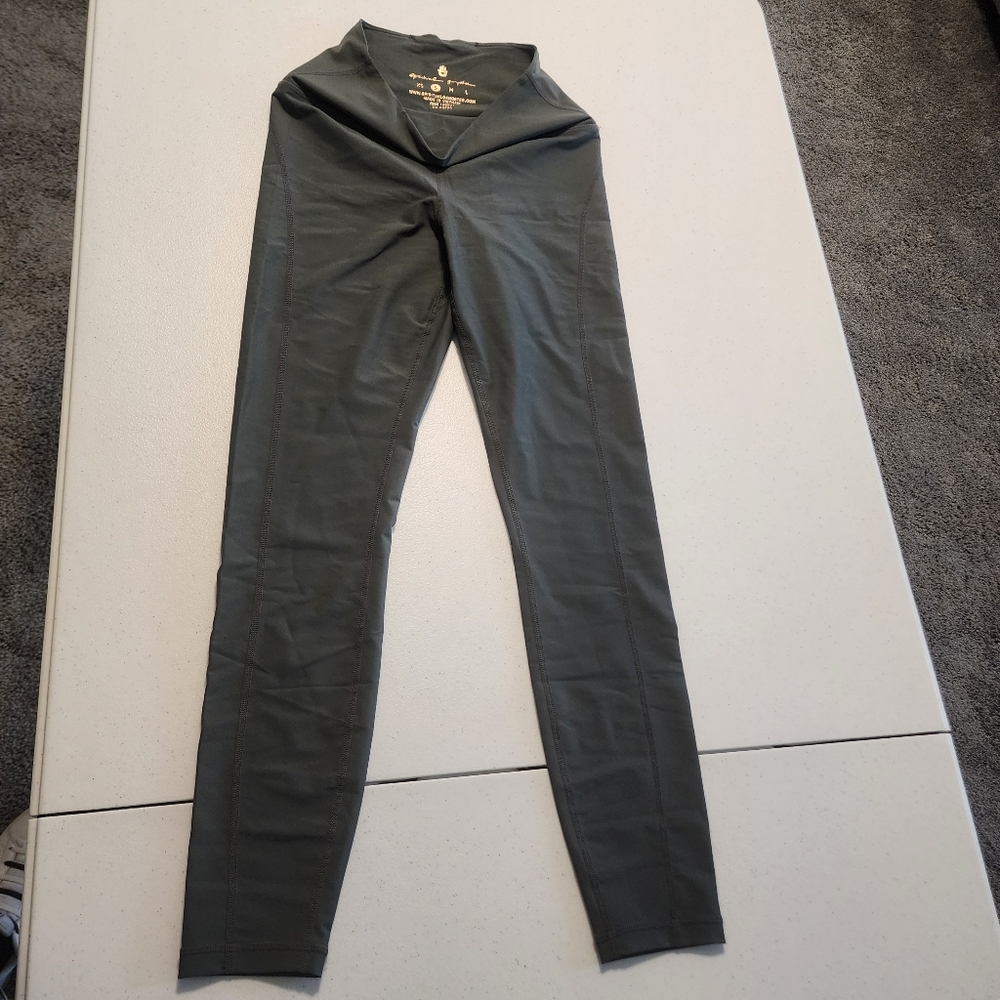 Spiritual Gangster Green Olive Leggings